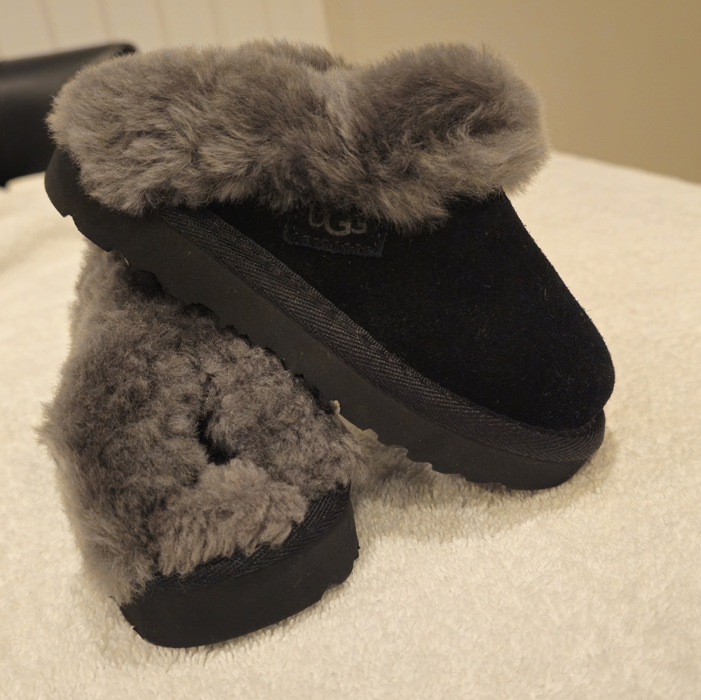 UGG Slippers Kids 6